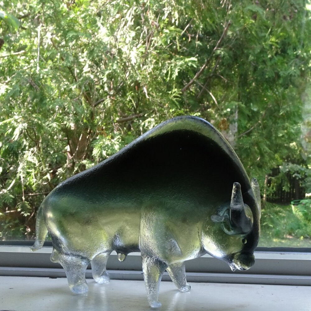 Vintage Hand Blown Glass Bull